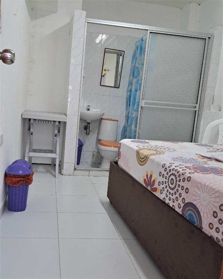 Hostal Casa Lara Cartagena Екстер'єр фото